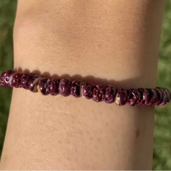Purple Spiny Oyster Shell 7 Inch Stretch Bead Bracelet Gift